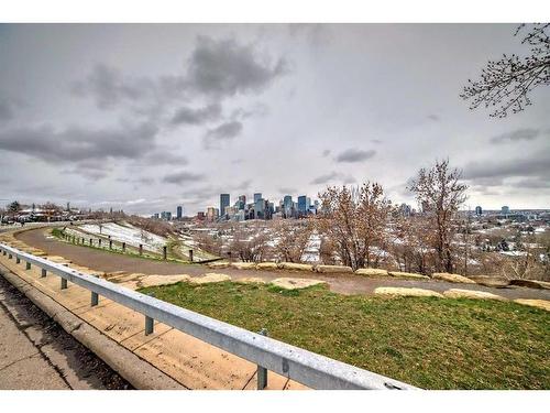 530 Crescent Road Nw, Calgary, AB - Outdoor With View