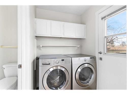 256 Whiteridge Place Ne, Calgary, AB - Indoor Photo Showing Laundry Room