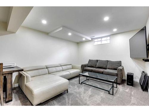 933 Ranchview Crescent Nw, Calgary, AB - Indoor Photo Showing Basement