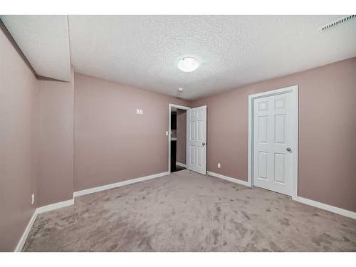 15 Everwoods Green Sw, Calgary, AB - Indoor Photo Showing Other Room