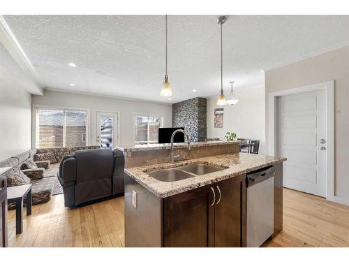 1612 42 Street Sw, Calgary, AB - Indoor Photo Showing Kitchen With Double Sink