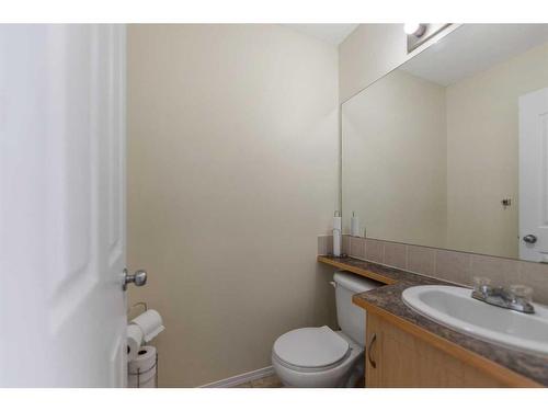 2105-111 Tarawood Lane Ne, Calgary, AB - Indoor Photo Showing Bathroom
