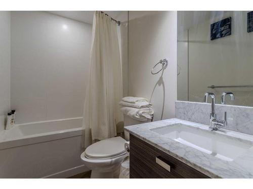 1502-1500 7 Street Sw, Calgary, AB - Indoor Photo Showing Bathroom