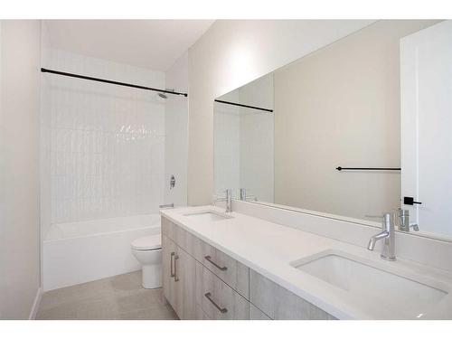 5 North Bridges Bay Sw, Langdon, AB - Indoor Photo Showing Bathroom