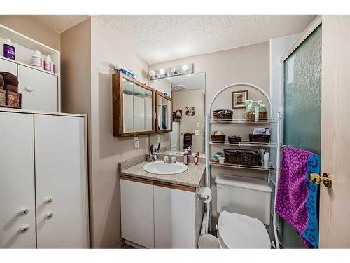 411-55 Arbour Grove Close Nw, Calgary, AB - Indoor Photo Showing Bathroom