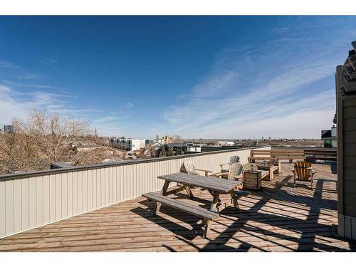 101-60 38A Avenue Sw, Calgary, AB - Outdoor With View