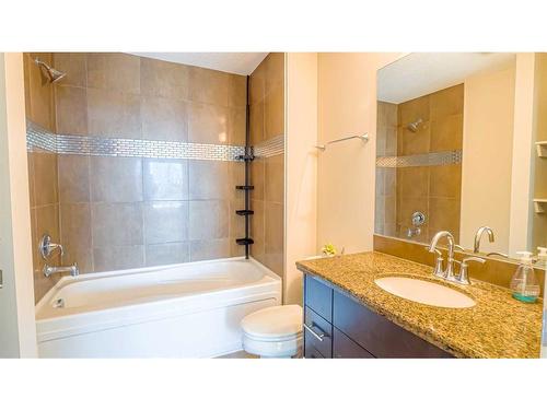 608-210 15 Avenue Se, Calgary, AB - Indoor Photo Showing Bathroom