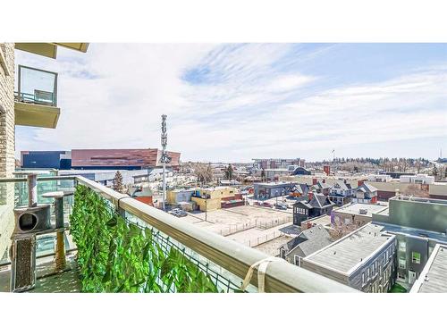 608-210 15 Avenue Se, Calgary, AB - Outdoor With View