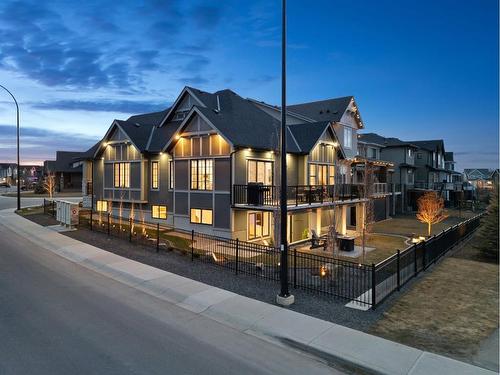 286 Coopers Cove Sw, Airdrie, AB - Outdoor