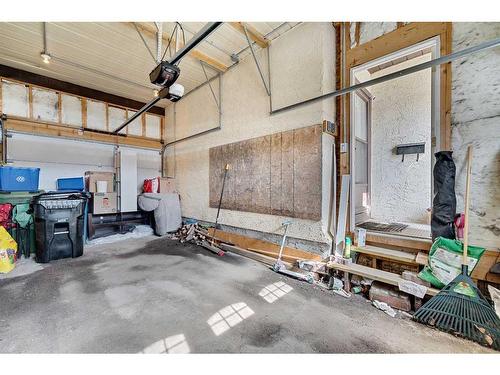 140 Silvergrove Hill Nw, Calgary, AB - Indoor Photo Showing Garage