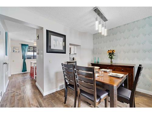 140 Silvergrove Hill Nw, Calgary, AB - Indoor Photo Showing Dining Room
