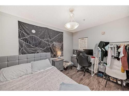 3306-1620 70 Street Se, Calgary, AB - Indoor Photo Showing Other Room