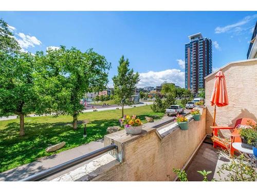 1521 11 Street Sw, Calgary, AB - Outdoor