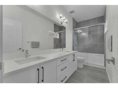 136 Sandpiper Landing, Chestermere, AB - Indoor Photo Showing Bathroom