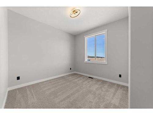 218 12 Avenue, Sundre, AB - Indoor Photo Showing Other Room