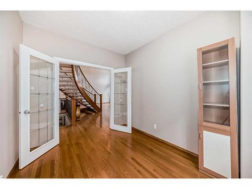 55 Panorama Hills Point Nw, Calgary, AB - Indoor Photo Showing Other Room