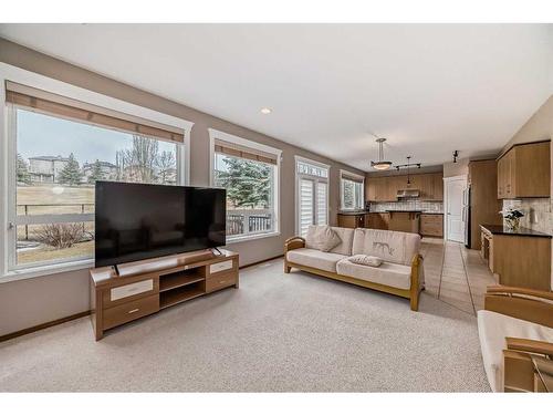 55 Panorama Hills Point Nw, Calgary, AB - Indoor Photo Showing Living Room