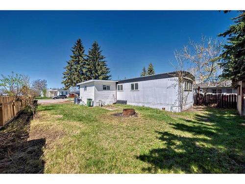 817 Bayview Crescent, Strathmore, AB - Outdoor
