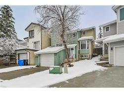68 Hawkville Place NW Calgary, AB T3G 2G9