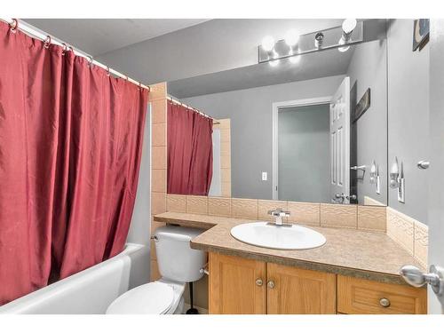 611-1507 Centre A Street Ne, Calgary, AB - Indoor Photo Showing Bathroom