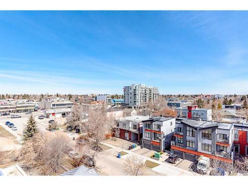 611-1507 Centre A Street Ne, Calgary, AB - Outdoor With View