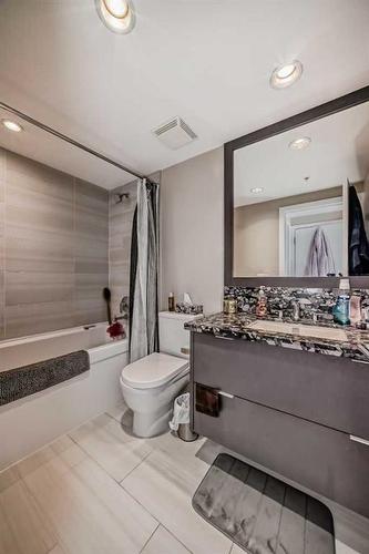 701-510 6 Avenue Se, Calgary, AB - Indoor Photo Showing Bathroom