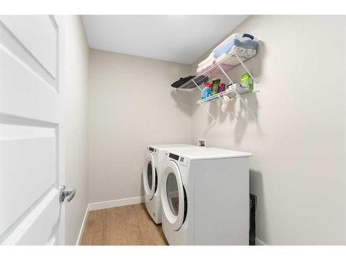 84 Walgrove Terrace Se, Calgary, AB - Indoor Photo Showing Laundry Room