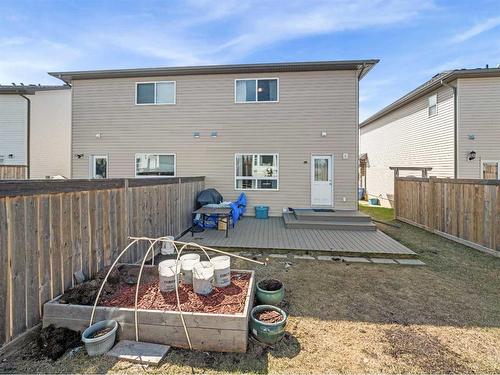 1538 Mcalpine Street, Carstairs, AB - Outdoor With Exterior