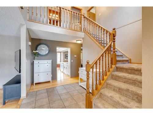 16527 Sunhaven Road Se, Calgary, AB - Indoor Photo Showing Other Room