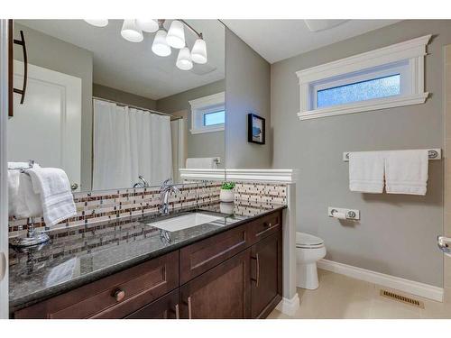 123 Mahogany Bay Se, Calgary, AB - Indoor Photo Showing Bathroom