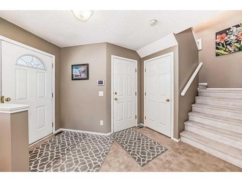 13725 Mt Mckenzie Drive Se, Calgary, AB - Indoor Photo Showing Other Room