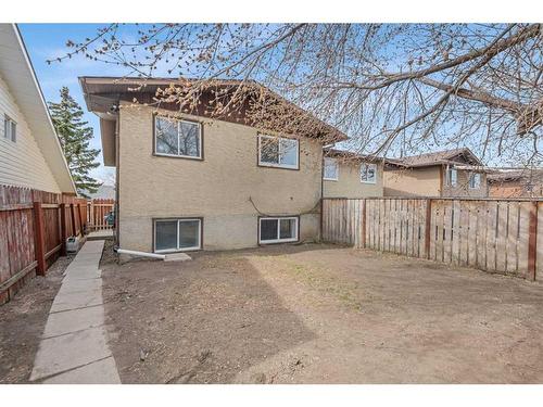 2820 46 Street Se, Calgary, AB - Outdoor With Exterior