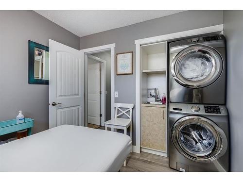 1130 Maple Avenue, Crossfield, AB - Indoor Photo Showing Laundry Room