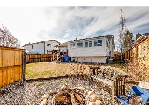 1130 Maple Avenue, Crossfield, AB - Outdoor With Exterior