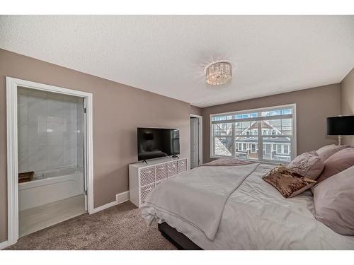 15 Elgin Meadows Park Se, Calgary, AB - Indoor Photo Showing Bedroom