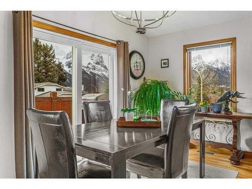 130 Settler Way, Canmore, AB - Indoor Photo Showing Dining Room