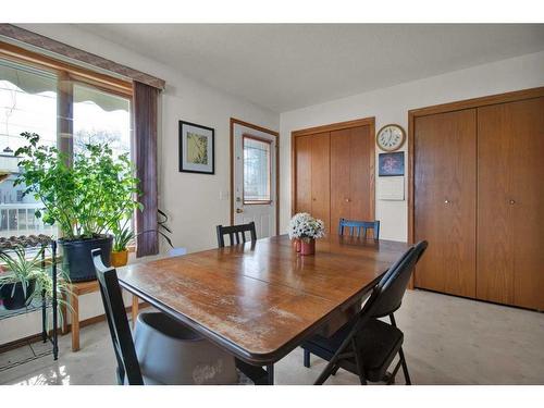 105 4 Avenue West, Delia, AB - Indoor Photo Showing Dining Room