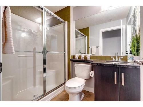 205-1410 1 Street Se, Calgary, AB - Indoor Photo Showing Bathroom