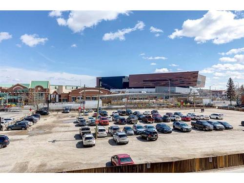 205-1410 1 Street Se, Calgary, AB - Outdoor With View