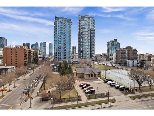 604-303 13 Avenue Sw, Calgary, AB - Outdoor With View