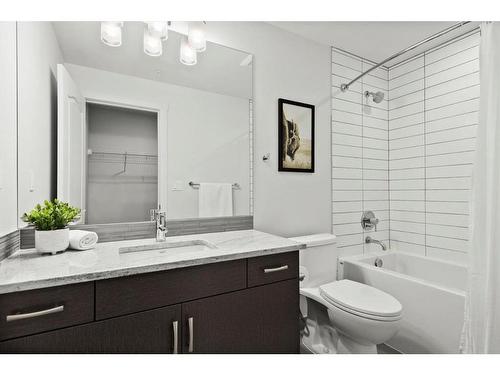 604-303 13 Avenue Sw, Calgary, AB - Indoor Photo Showing Bathroom