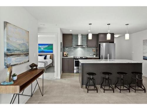 604-303 13 Avenue Sw, Calgary, AB - Indoor Photo Showing Kitchen With Upgraded Kitchen