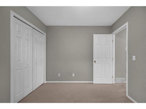 286 Covepark Way Ne, Calgary, AB - Indoor Photo Showing Other Room