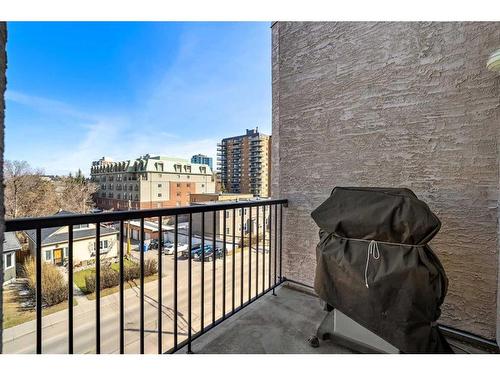 448-315 24 Avenue Sw, Calgary, AB - Outdoor With Balcony