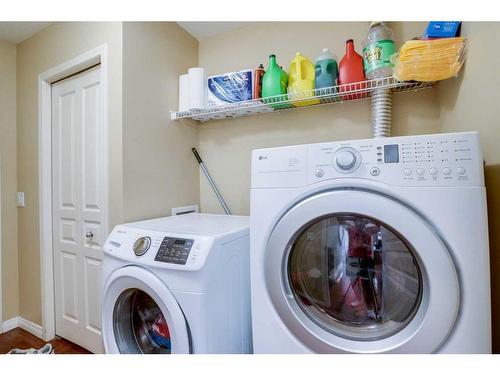 224 Crimson Lane, Chestermere, AB - Indoor Photo Showing Laundry Room