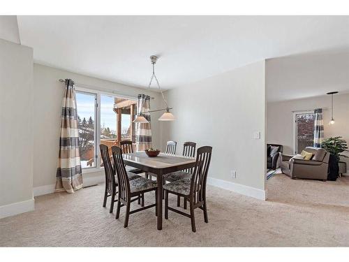 44 Millbank Close Sw, Calgary, AB - Indoor Photo Showing Dining Room