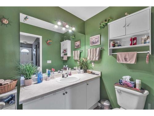 5-5397 Rundlehorn Drive Ne, Calgary, AB - Indoor Photo Showing Bathroom