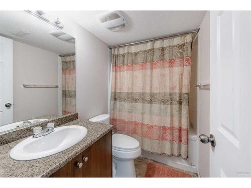114 Saddleland Crescent Ne, Calgary, AB - Indoor Photo Showing Bathroom