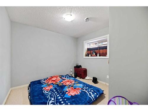 41 Taralake Heath Ne, Calgary, AB - Indoor Photo Showing Bedroom