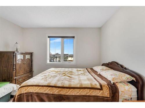 111 Taracove Estate Drive Ne, Calgary, AB - Indoor Photo Showing Bedroom